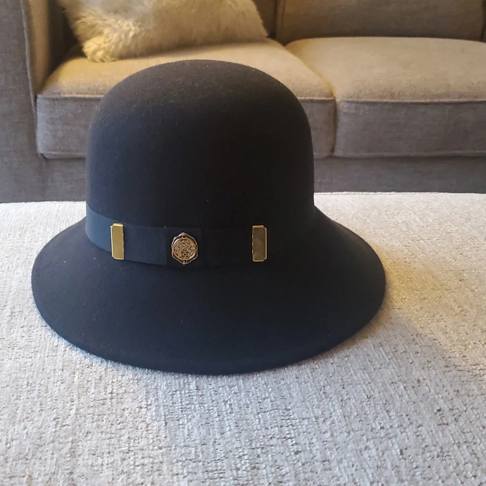 Vince Camuto Black Wool Hat - Picture 1 of 6
